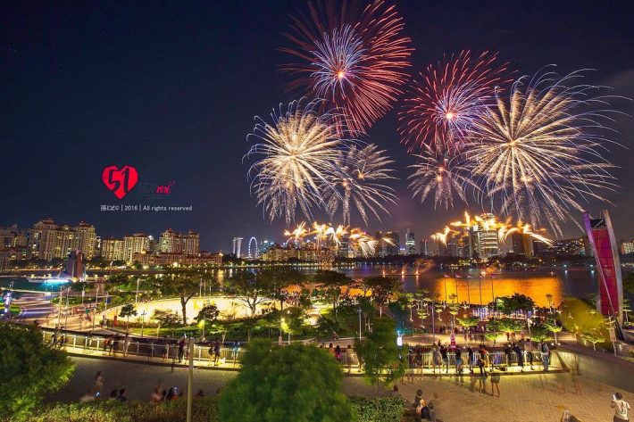 Fireworks-at-Kallang-Wave-Mall