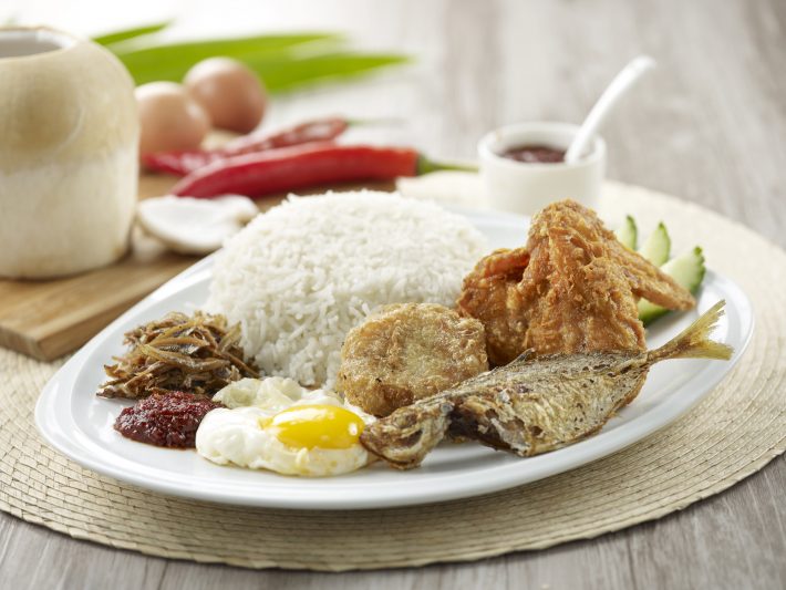 Set-E-6.90-Royal-Rumble-Meal-Nasi-Lemak-with-Chicken-Wing-Bergedil-Fish