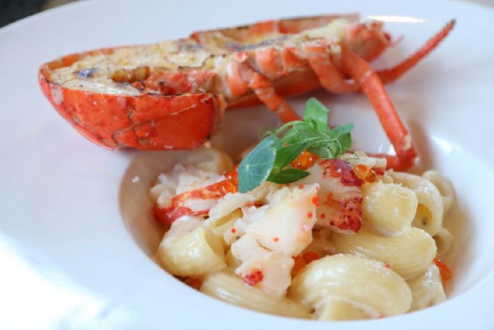 9880453_snippets-lobsterfest-at-lime-restaurant_tbe432424