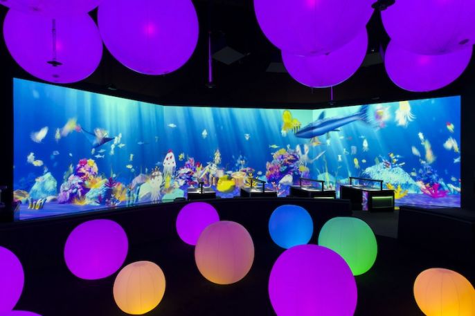 sketch_aquarium_light_ball_orchestra_-_future_world_at_artscience_museum_credit_to_marina_bay_sands
