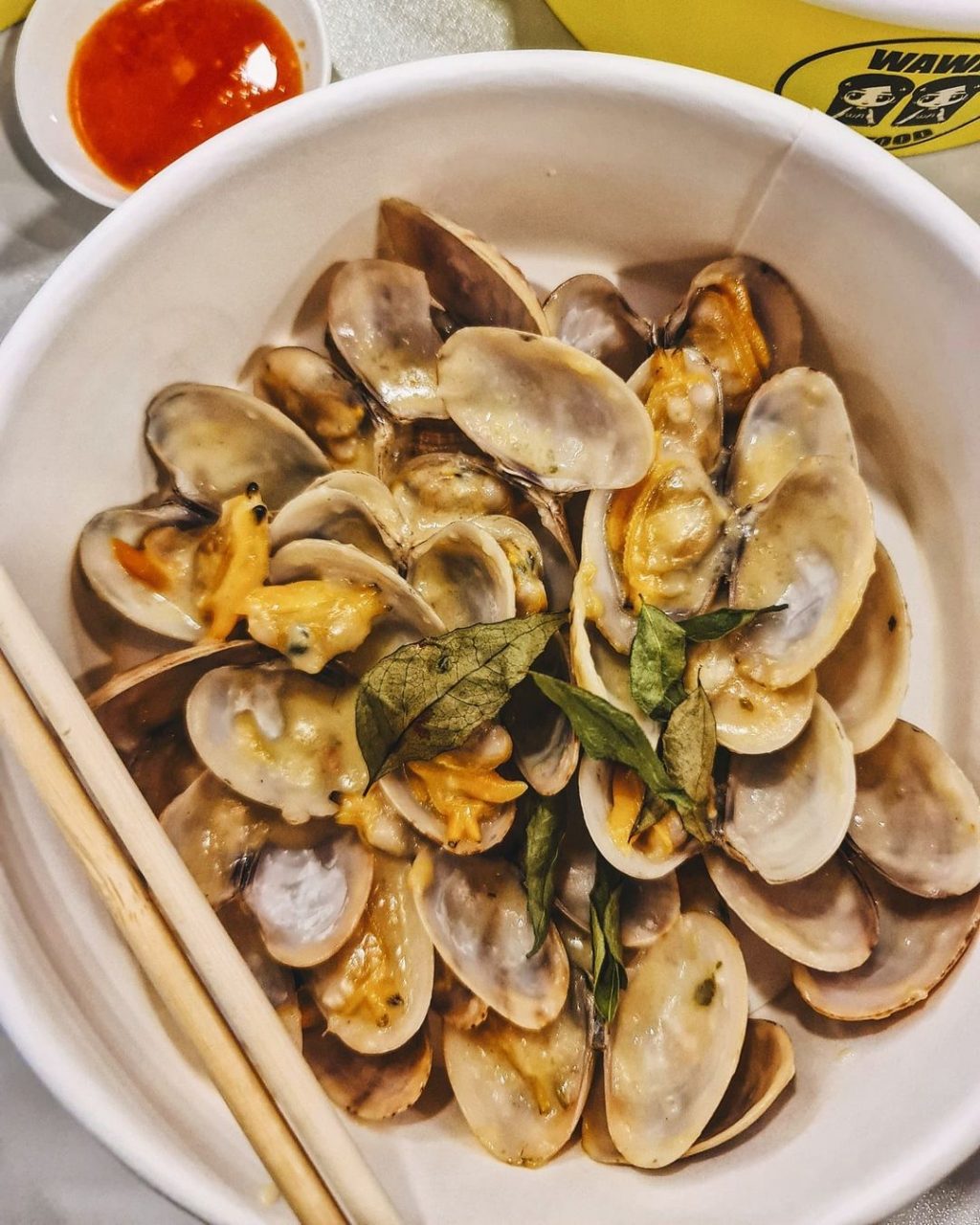 娃娃啦啦米粉 现抓现煮 肉质鲜嫩无沙 米酒汤 奶油酱 特制叁巴辣椒 快来嗦粉 新加坡省钱皇后 皇后情报局
